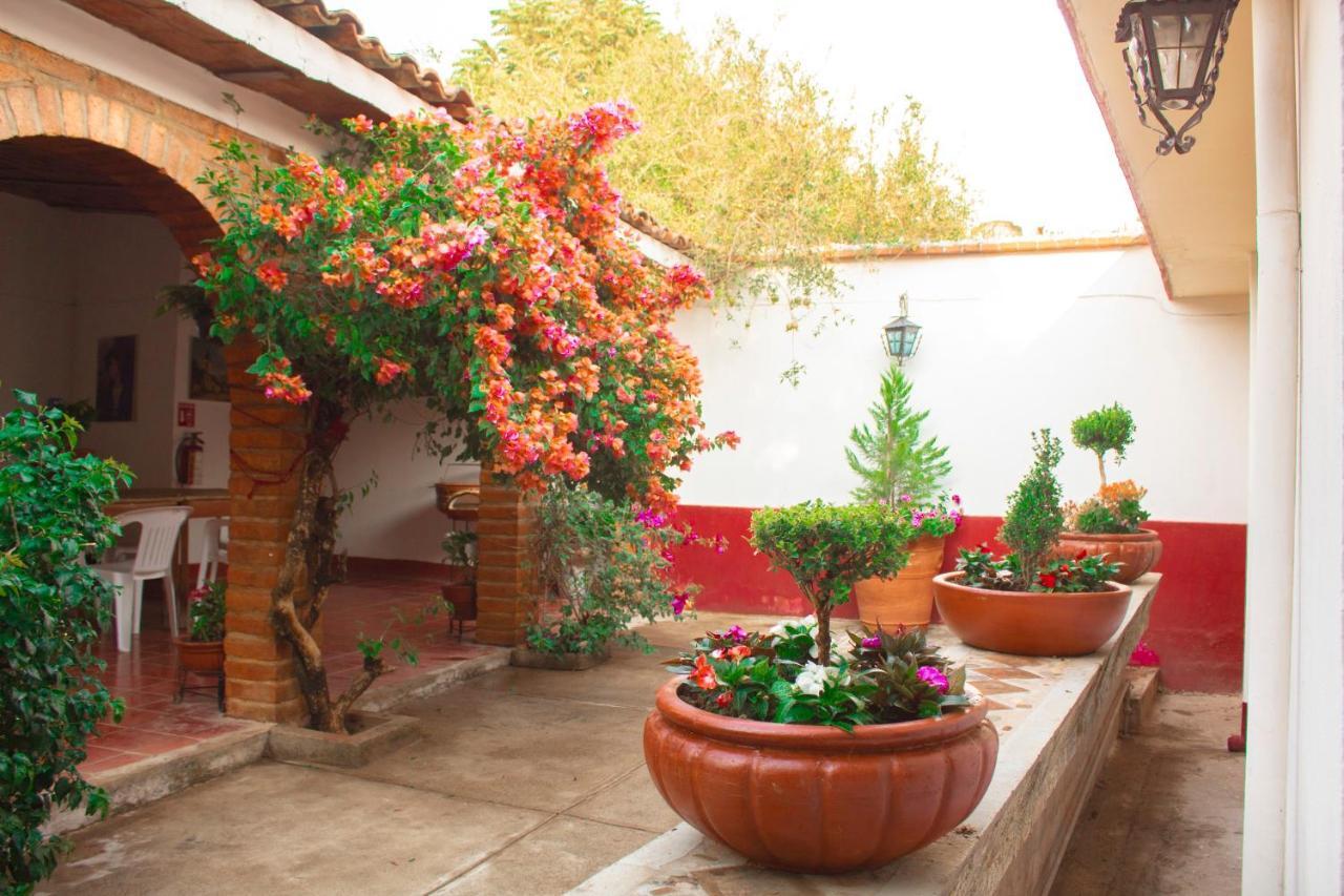Villa Flores, Casa En El Centro De Mascota Exterior foto